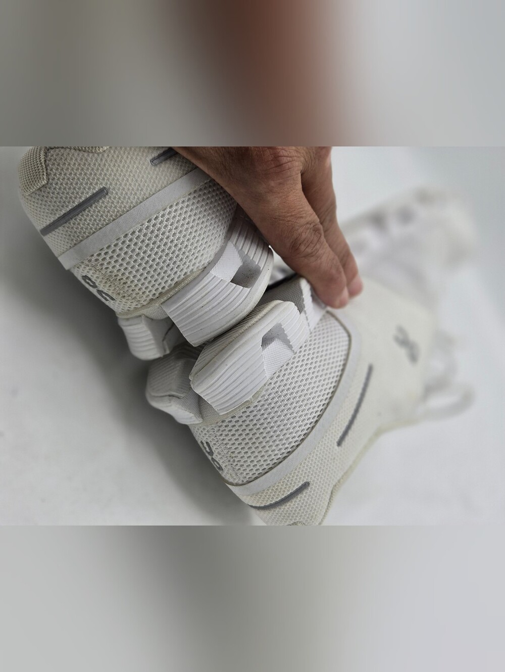 On Running Cloud 5 All White Sneakers Lightweight Running Shoes Womens W5 - Picture 10 of 16